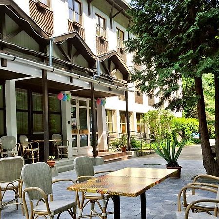 Salgo Hotel Salgotarjan Exterior photo
